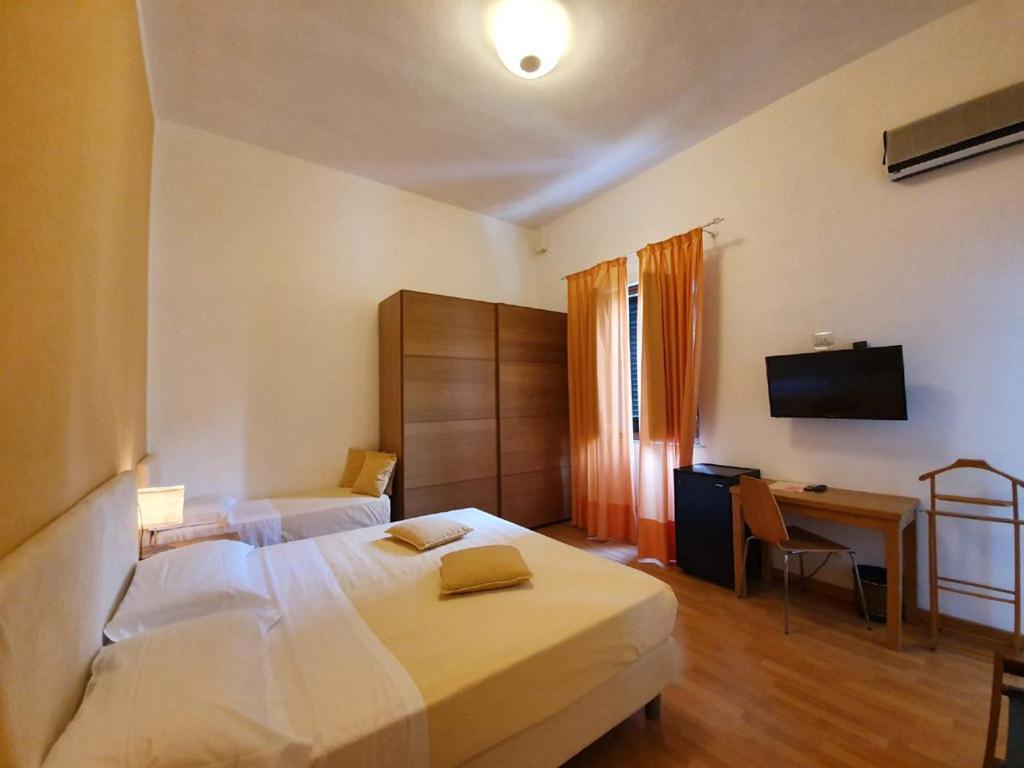 Hotel Raffaelli Villa Angela Forte dei Marmi Bagian luar foto